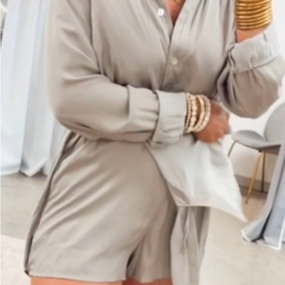 Promesa Cream Button-Front Mini Shirt Romper - Picture 6 of 6